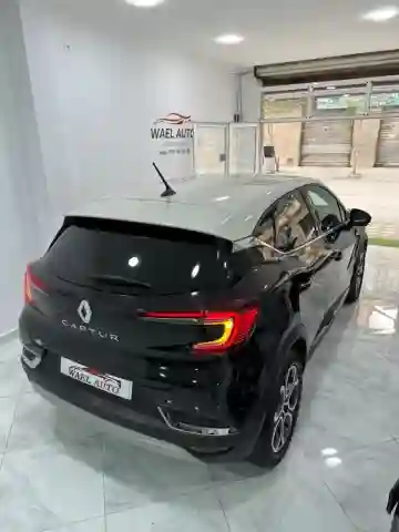 Renault Captur 2021 Intense - Vue 9