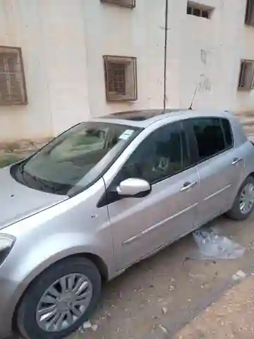 Renault Clio 3 2010 Exception - Vue 4