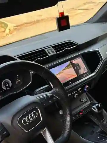 Audi Q3 2020 S Line - Vue 12