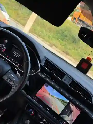 Audi Q3 2020 S Line - Vue 2