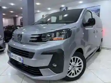 Peugeot Traveller 2025 9 Place - Vue 10