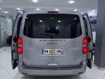 Peugeot Traveller 2025 9 Place - Vue 11