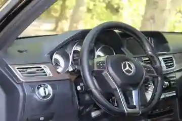 Mercedes Classe E 2014 Technologie + - Vue 1