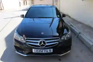 Mercedes Classe E 2014 Technologie + - Vue 3