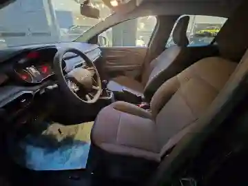 Dacia Logan 2025 - Vue 4