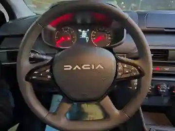 Dacia Logan 2025 - Vue 7
