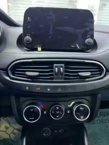Fiat Tipo Sedan 2025 Life - Vue 1