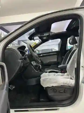 Volkswagen T Roc 2025 R - Vue 11