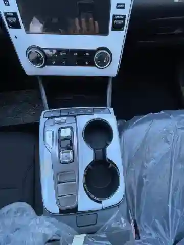 Hyundai Tucson 2025 4x2 - Vue 5
