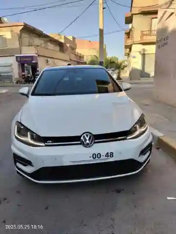 Volkswagen Golf 7 2018 R-line - Vue 4