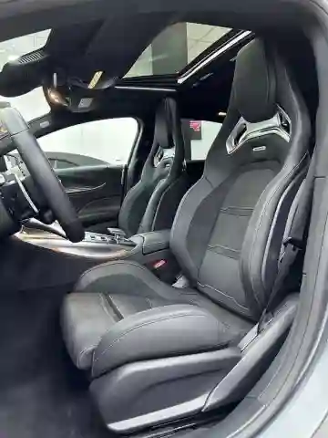 Mercedes GT 43 2023 AMG - Vue 15