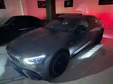 Mercedes GT 43 2023 AMG - Vue 5