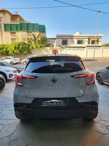 Renault Captur 2025 Techno - Vue 13
