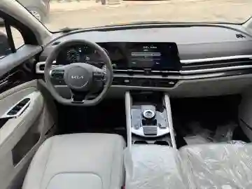 Kia Spotaje 2025 Ess 150ch - Vue 13