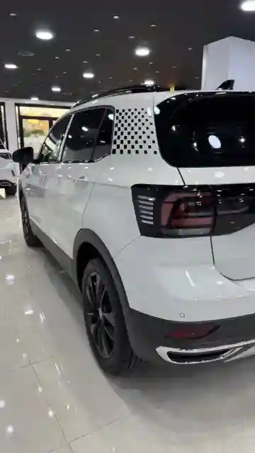 Volkswagen T-cross 2025 T-cross - Vue 12