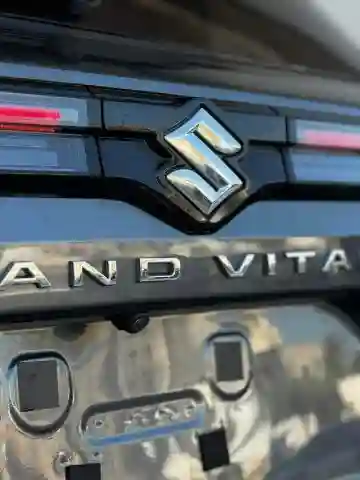 Suzuki Grand Vitara 2024 - Vue 4