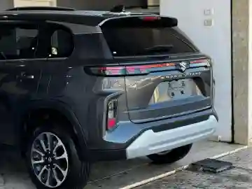 Suzuki Grand Vitara 2024 - Vue 9