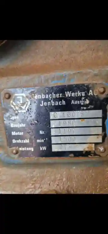 Jenbach Austria Mann Mann 1980 - Vue 4