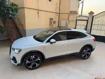 Audi Q3 2021 S-line Sportback Quattro - Vue 11
