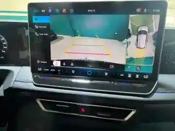Volkswagen New Tiguan 2025 R-line - Vue 1