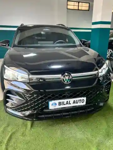 Volkswagen New Tiguan 2025 R-line - Vue 12