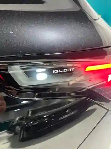 Volkswagen New Tiguan 2025 R-line - Vue 14