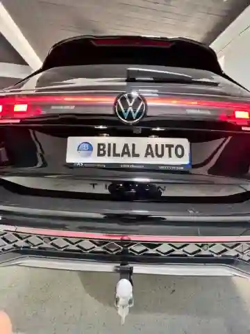 Volkswagen New Tiguan 2025 R-line - Vue 9