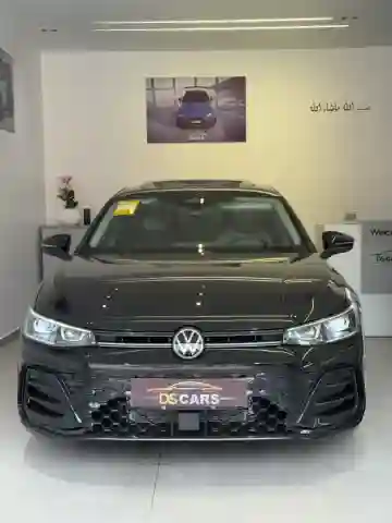 Volkswagen Passat 2025 PRO - Vue 6