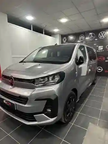 Citroen Jumpy 2025 Combi - Vue 6