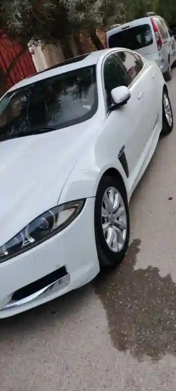 Jaguar XF Sportbrake 2013 XF - Vue 1