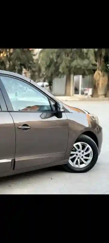 Renault Scenic 2014 Scenic - Vue 19