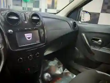 Dacia Sandero 2018 Stepway - Vue 9
