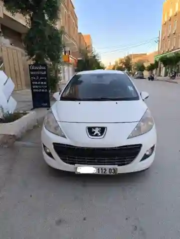 Peugeot 207 2012 New Active - Vue 1