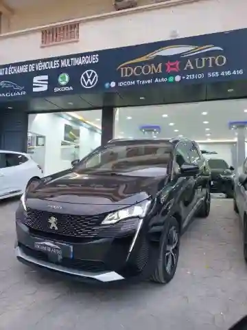 Peugeot 5008 2023 GT 7 Places - Vue 4