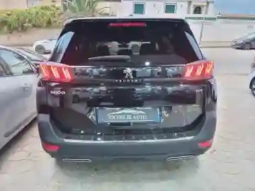 Peugeot 5008 2023 GT 7 Places - Vue 6