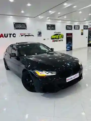 BMW Série 5 2022 M Sport - Vue 19