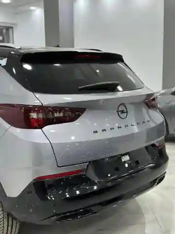 Opel Grandland 2025 Gs Line - Vue 11