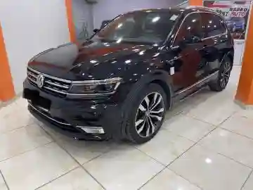 Volkswagen Tiguan 2017 R-line - Vue 1