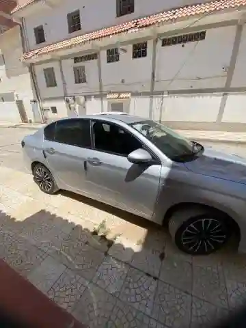 Fiat Tipo Sedan 2023 Life - Vue 11