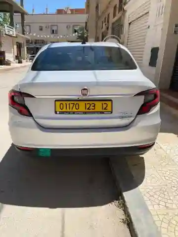 Fiat Tipo Sedan 2023 Life - Vue 12