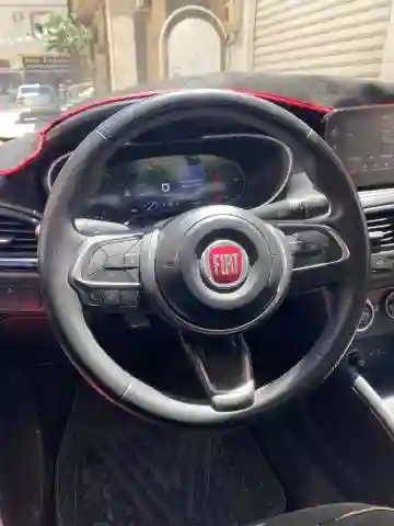 Fiat Tipo Sedan 2023 Life - Vue 3