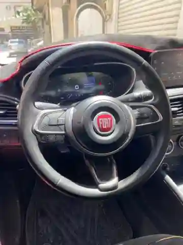 Fiat Tipo Sedan 2023 Life - Vue 6