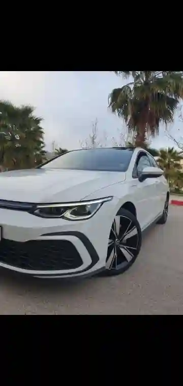 Volkswagen Golf 8 2022 GTE - Vue 10