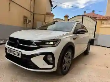 Volkswagen Taigo 2023 R-line - Vue 8