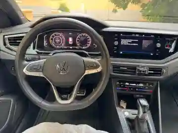 Volkswagen Taigo 2023 R-line - Vue 9