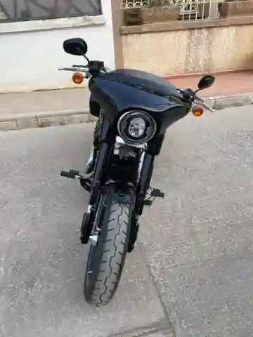 Harley-davidson Sport Glide 2023 - Vue 1