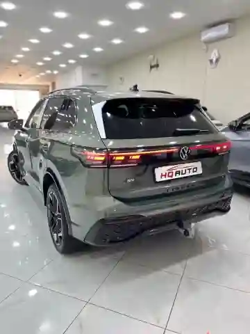 Volkswagen Tiguan 2025 R Line - Vue 12