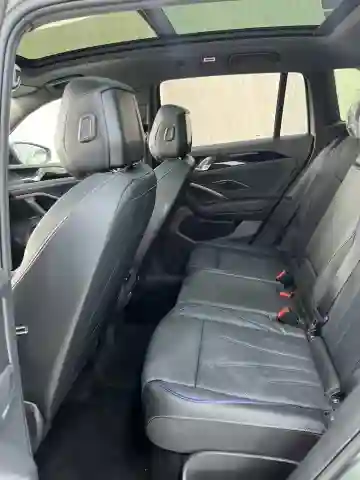 Volkswagen Tiguan 2025 R Line - Vue 5