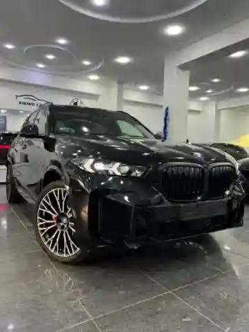 BMW X5 2025 M Sport - Vue 18