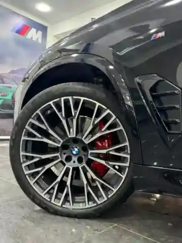 BMW X5 2025 M Sport - Vue 6